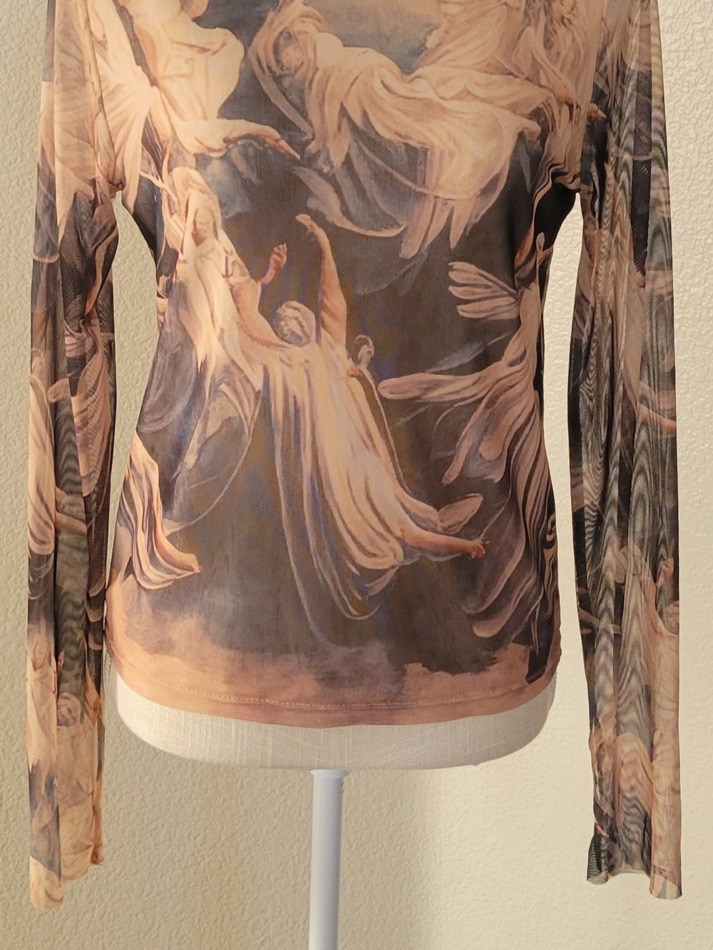 She's So Fresh Renaissance Angel Cherub Print Mesh Mock Neck Top L - Picture 2 of 11